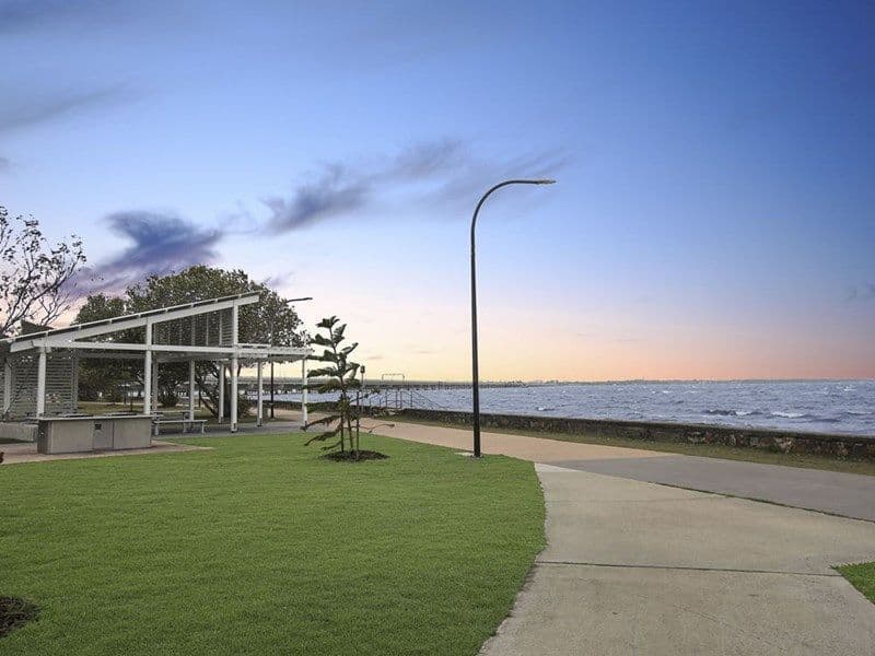 35 Twenty Third Avenue, Brighton QLD 4017, Brighton - Thumbnail 2