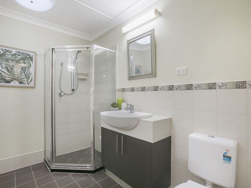 35 Twenty Third Avenue, Brighton QLD 4017, Brighton - Thumbnail 8