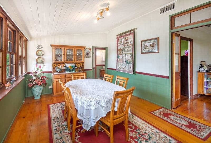 70 Chermside Road, NEWTOWN QLD 4305, Newtown - Thumbnail 2