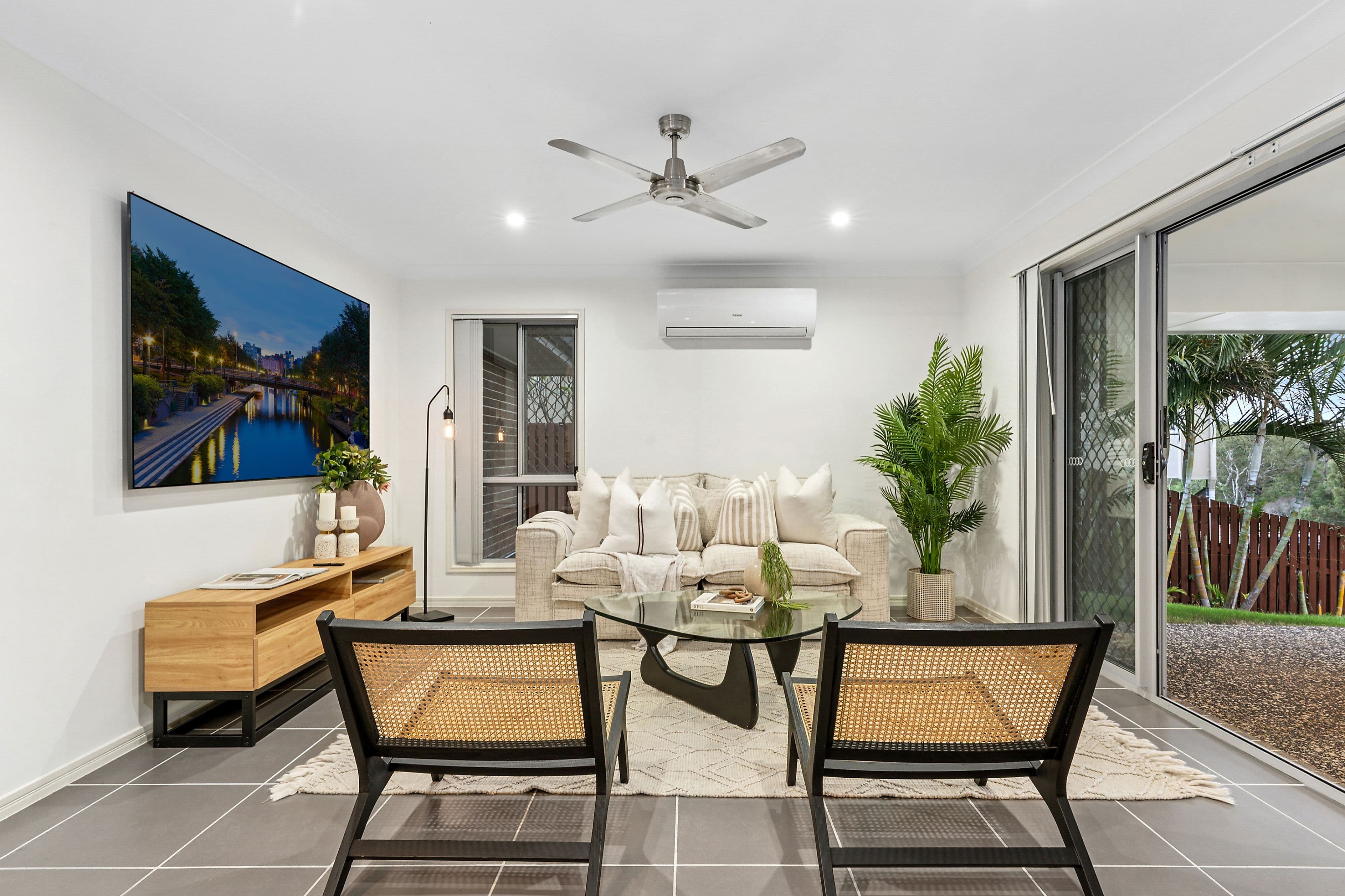 47 Bellbird Drive, Bellbird Park QLD 4300, Bellbird Park - Thumbnail 3