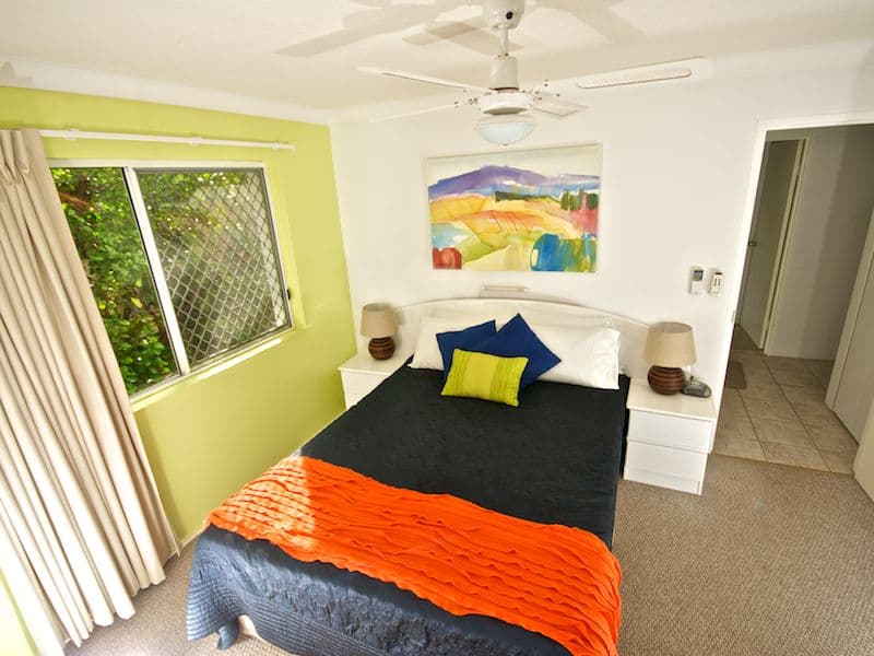 136 The Esplanade, Burleigh Heads QLD 4220, Burleigh Heads - Thumbnail 7