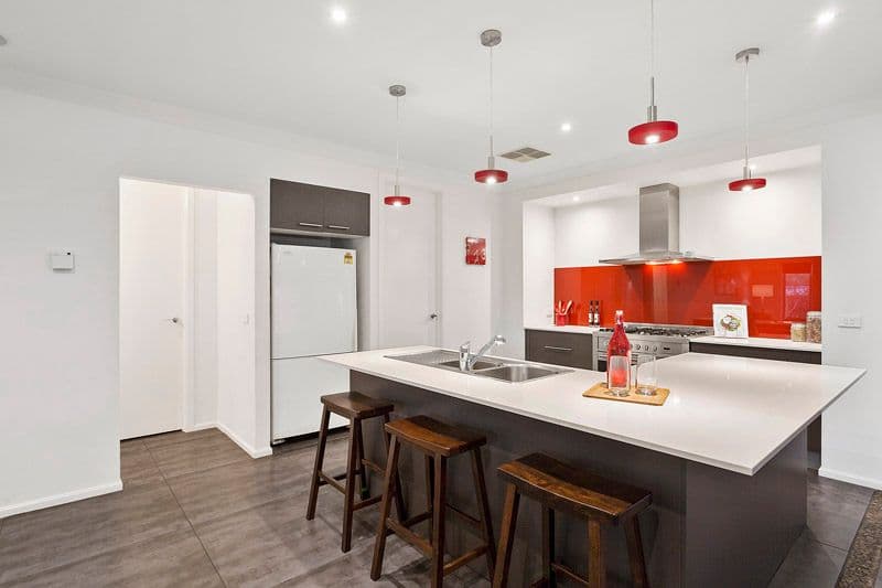 64 Island Point Avenue, Waterways VIC 3195, Waterways - Thumbnail 5
