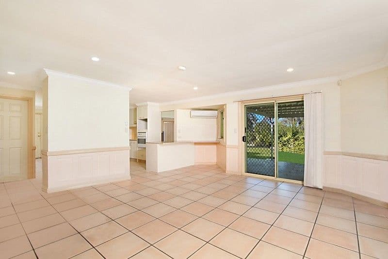 73 Drews Road, TANAH MERAH QLD 4128, Tanah Merah - Thumbnail 2