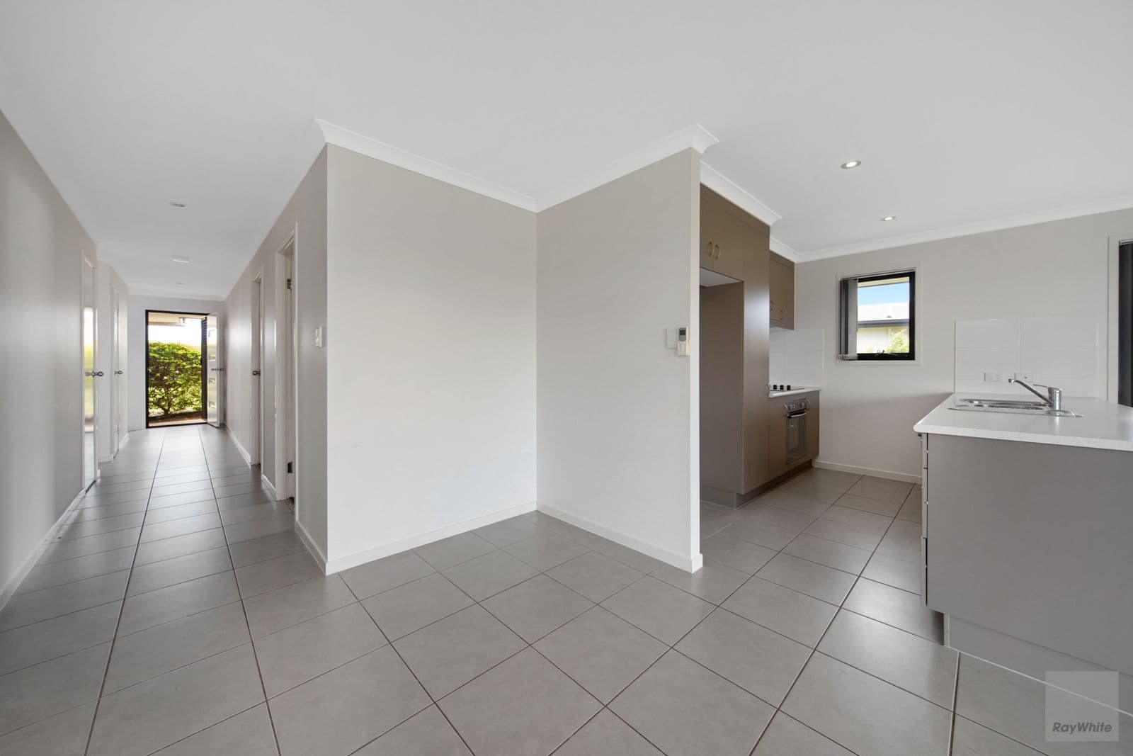 44 Falcon Crest, Zilzie QLD 4710, Zilzie - Thumbnail 6