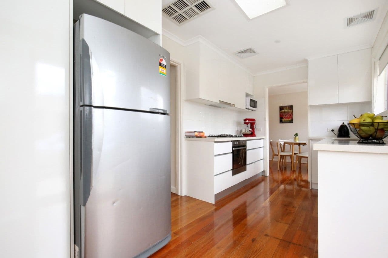 13 Meagan Close, Thomastown VIC 3074, Thomastown - Thumbnail 3