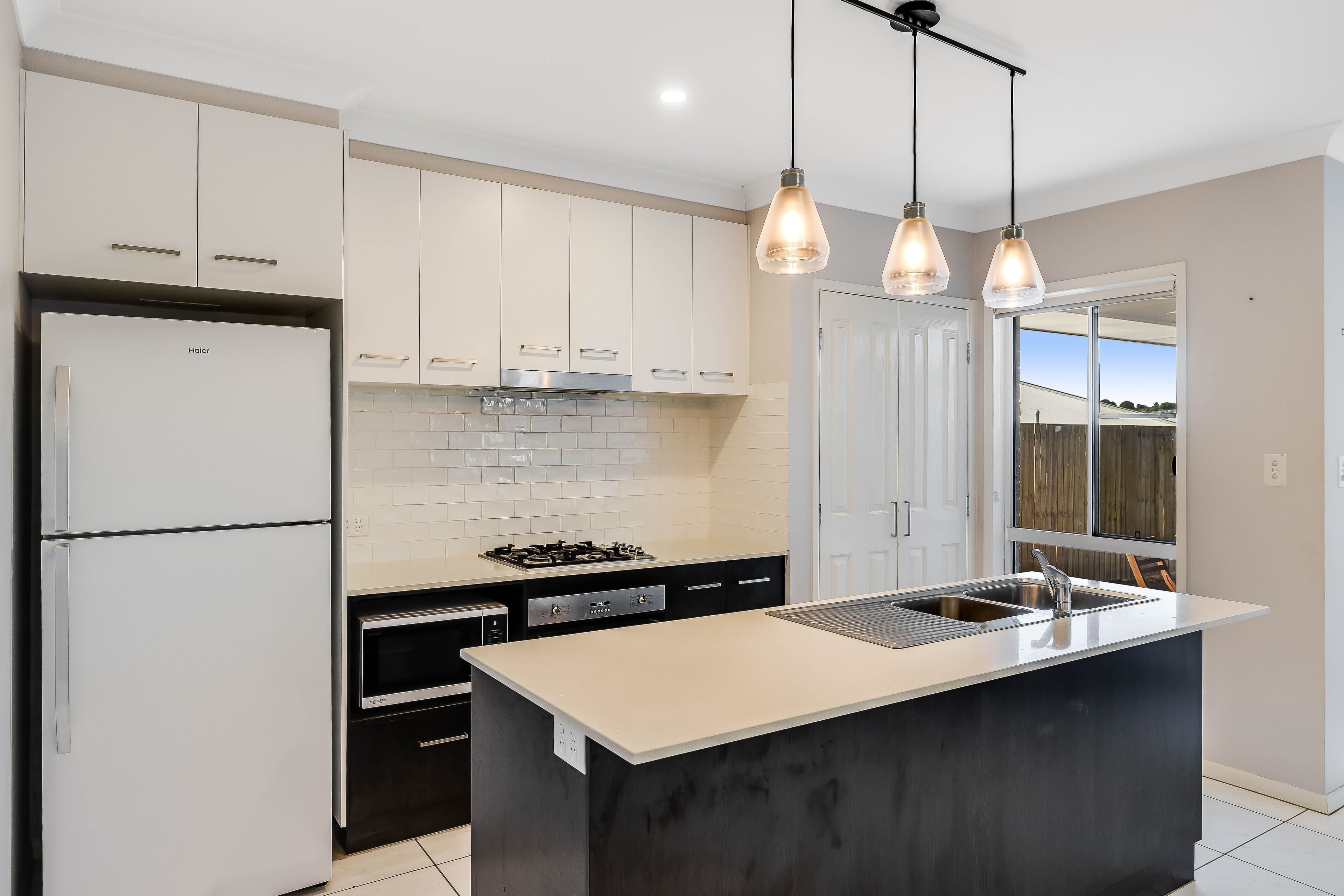 24 McInnes Crescent, Glenvale QLD 4350, Glenvale - Thumbnail 2