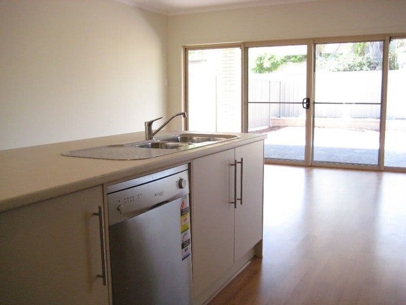 9a Meadow Avenue, CAMPBELLTOWN SA 5074, Campbelltown - Thumbnail 4