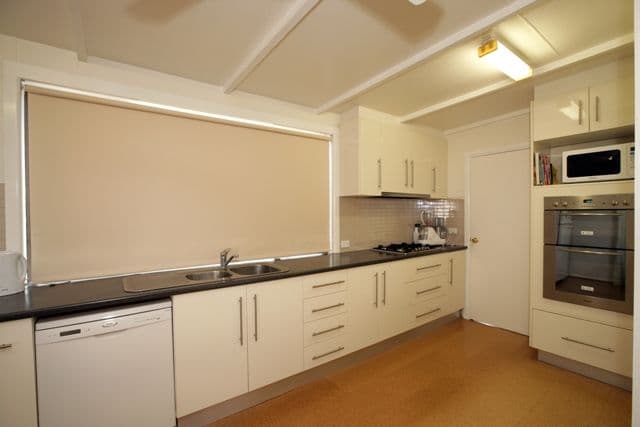 15 Menzies Avenue, KOORINGAL NSW 2650, Kooringal - Thumbnail 4