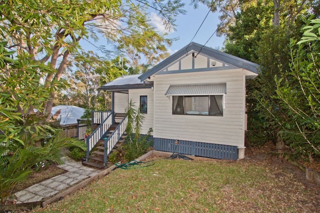 9 Glenaplin Avenue, Tarragindi QLD 4121, Tarragindi - Image 1