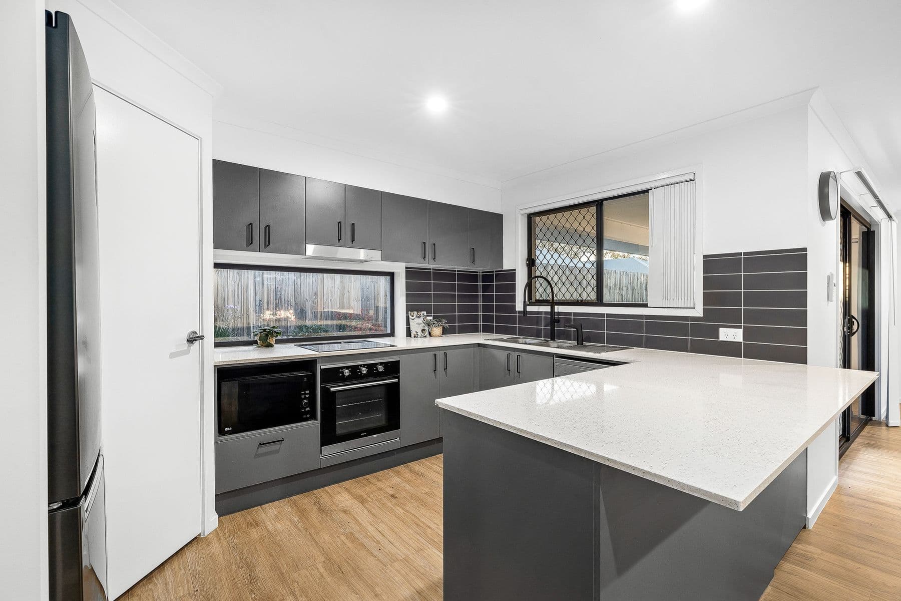 24 Isaac Place, South Maclean QLD 4280, South Maclean - Thumbnail 2