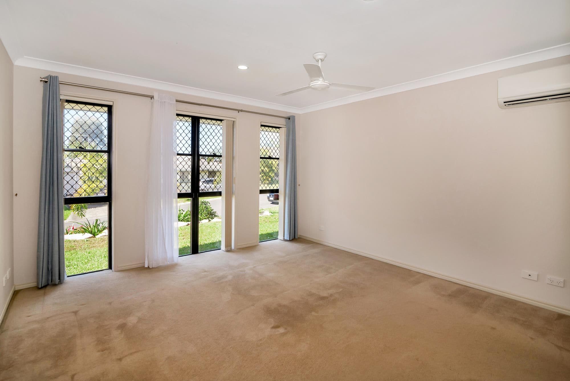 10 Bennett Way, Upper Coomera QLD 4209, Upper Coomera - Thumbnail 3