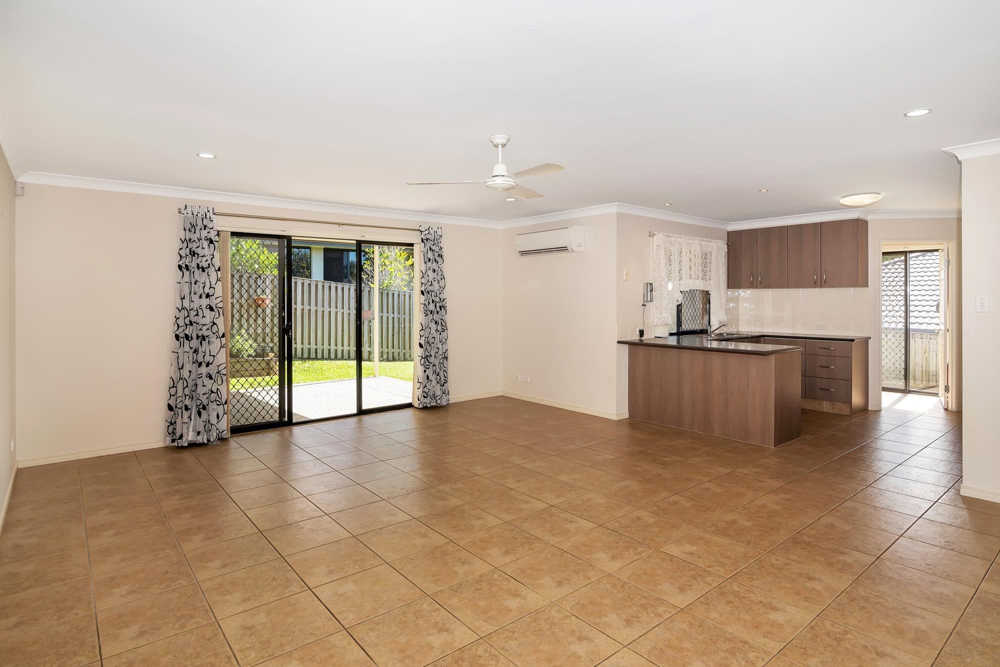10 Bennett Way, Upper Coomera QLD 4209, Upper Coomera - Thumbnail 4