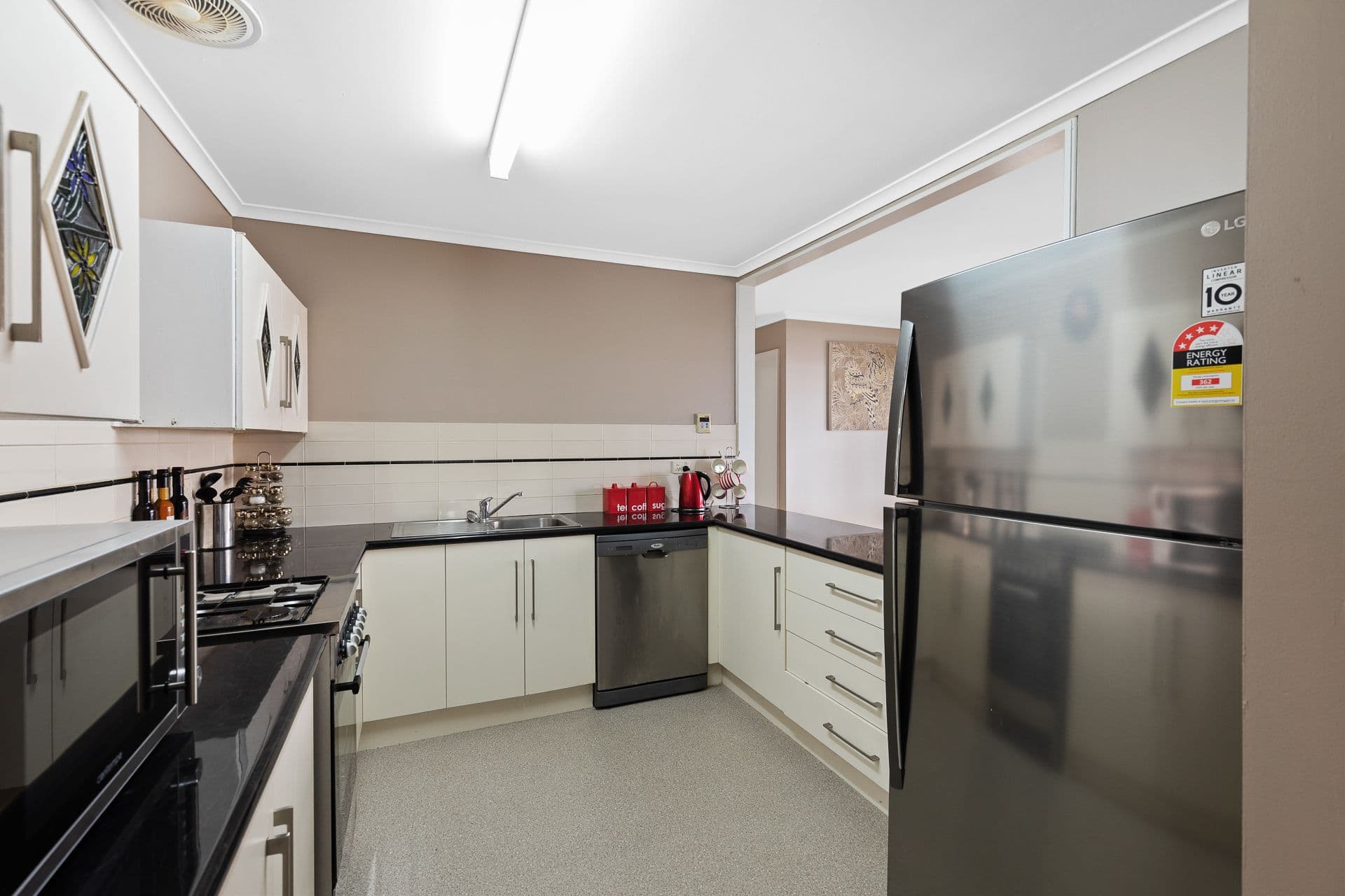 12 Manda Street, Mount Gambier SA 5290, Mount Gambier - Thumbnail 4