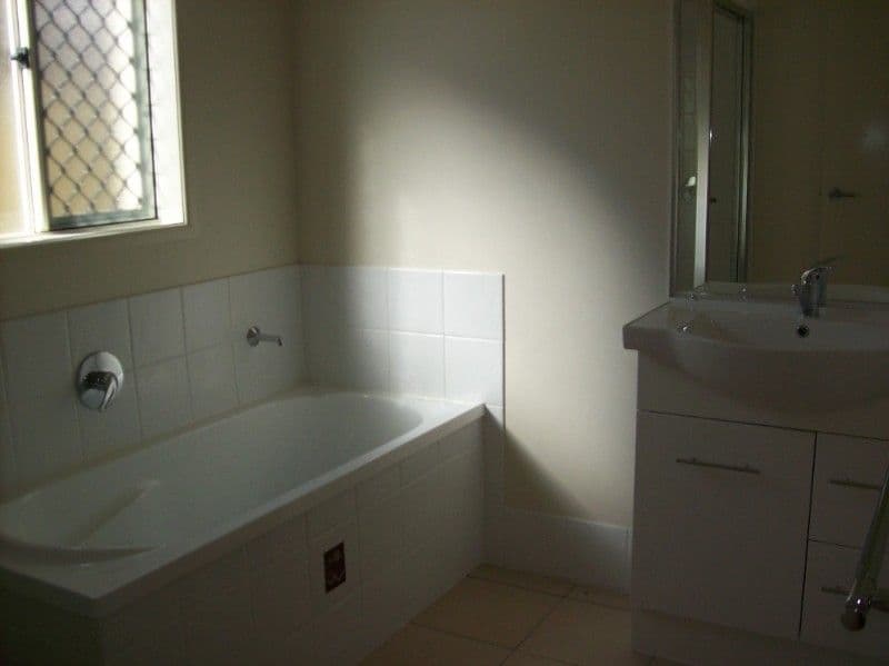 30 Greene Street, ROTHWELL QLD 4022, Rothwell - Thumbnail 4