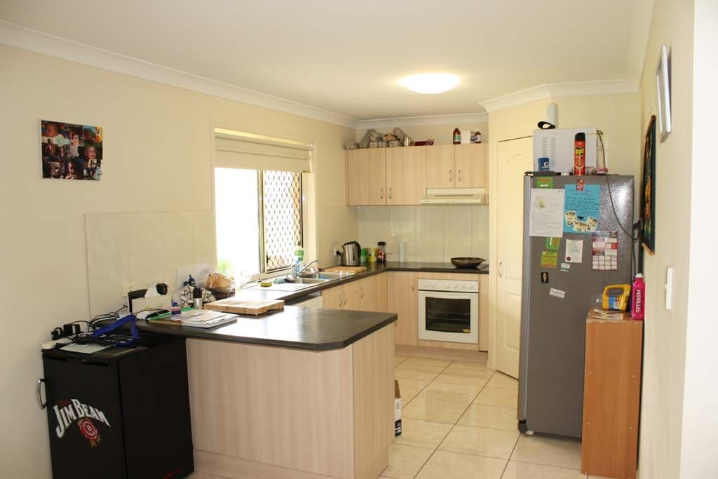 10 Carrigan Way, GLENEAGLE QLD 4285, Gleneagle - Thumbnail 2