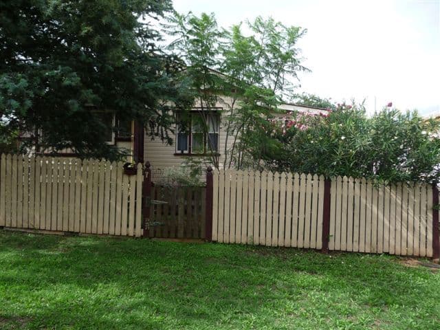 7 Peak Street, HARRISTOWN QLD 4350, Harristown - Image 1