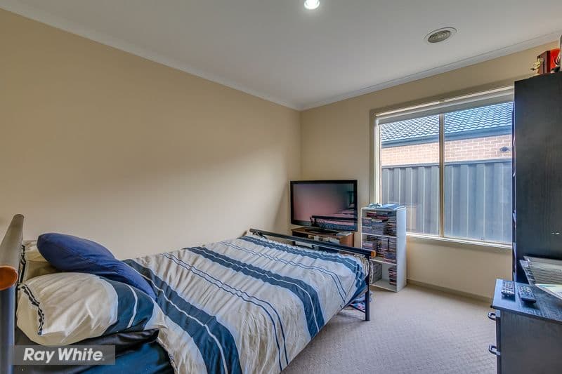 12 Lamington Drive, Tarneit VIC 3029, Tarneit - Thumbnail 4