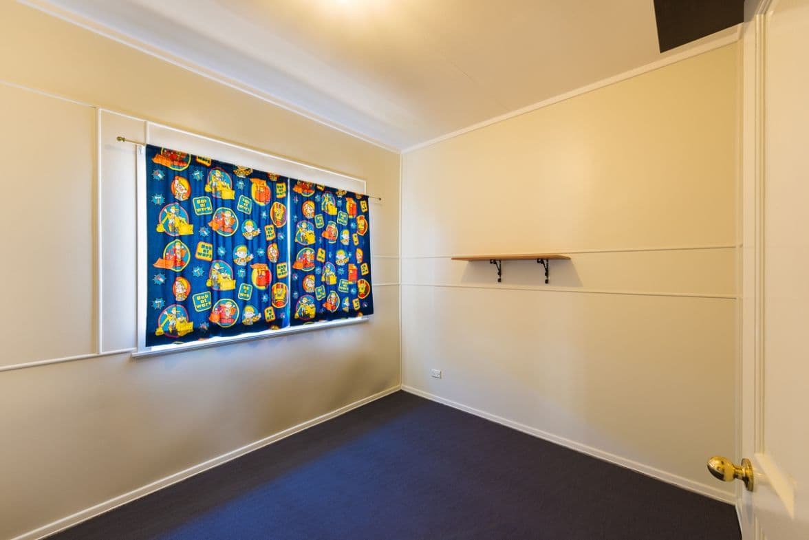 24 Fourth Avenue, HARRISTOWN QLD 4350, Harristown - Thumbnail 6