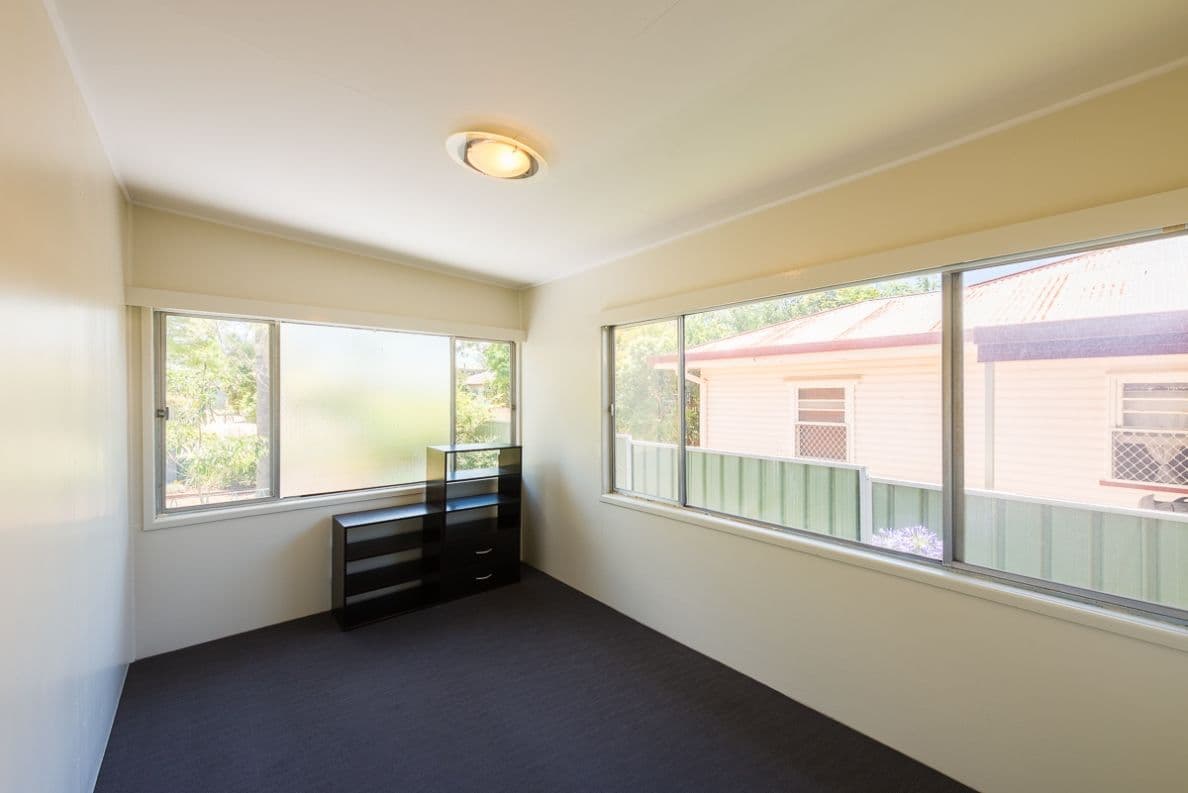 24 Fourth Avenue, HARRISTOWN QLD 4350, Harristown - Thumbnail 8