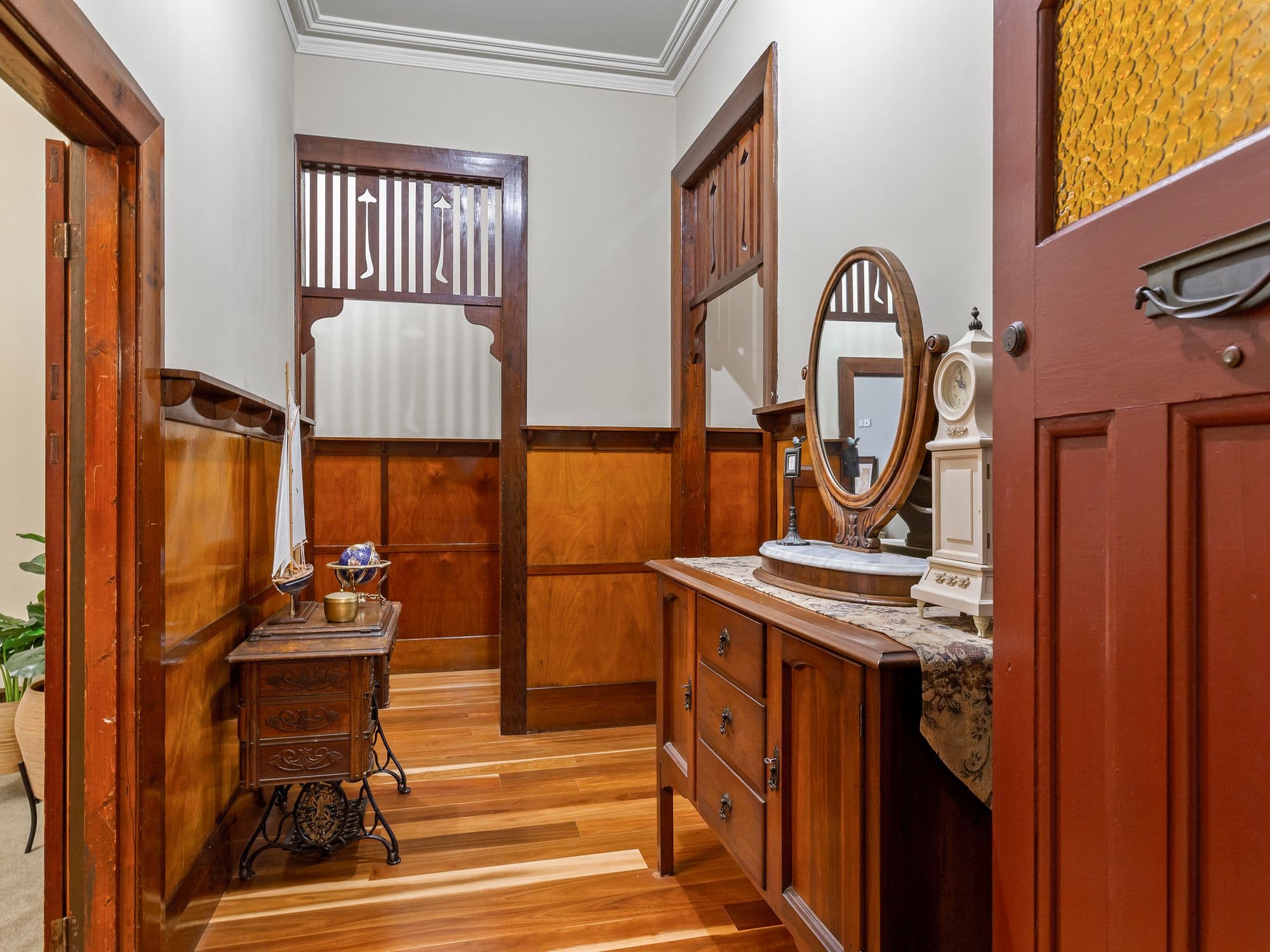 49 Dennis Street, Colac VIC 3250, Colac - Thumbnail 3
