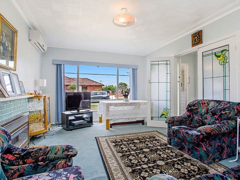 32 Cyclamen Avenue, Altona North - Thumbnail 3