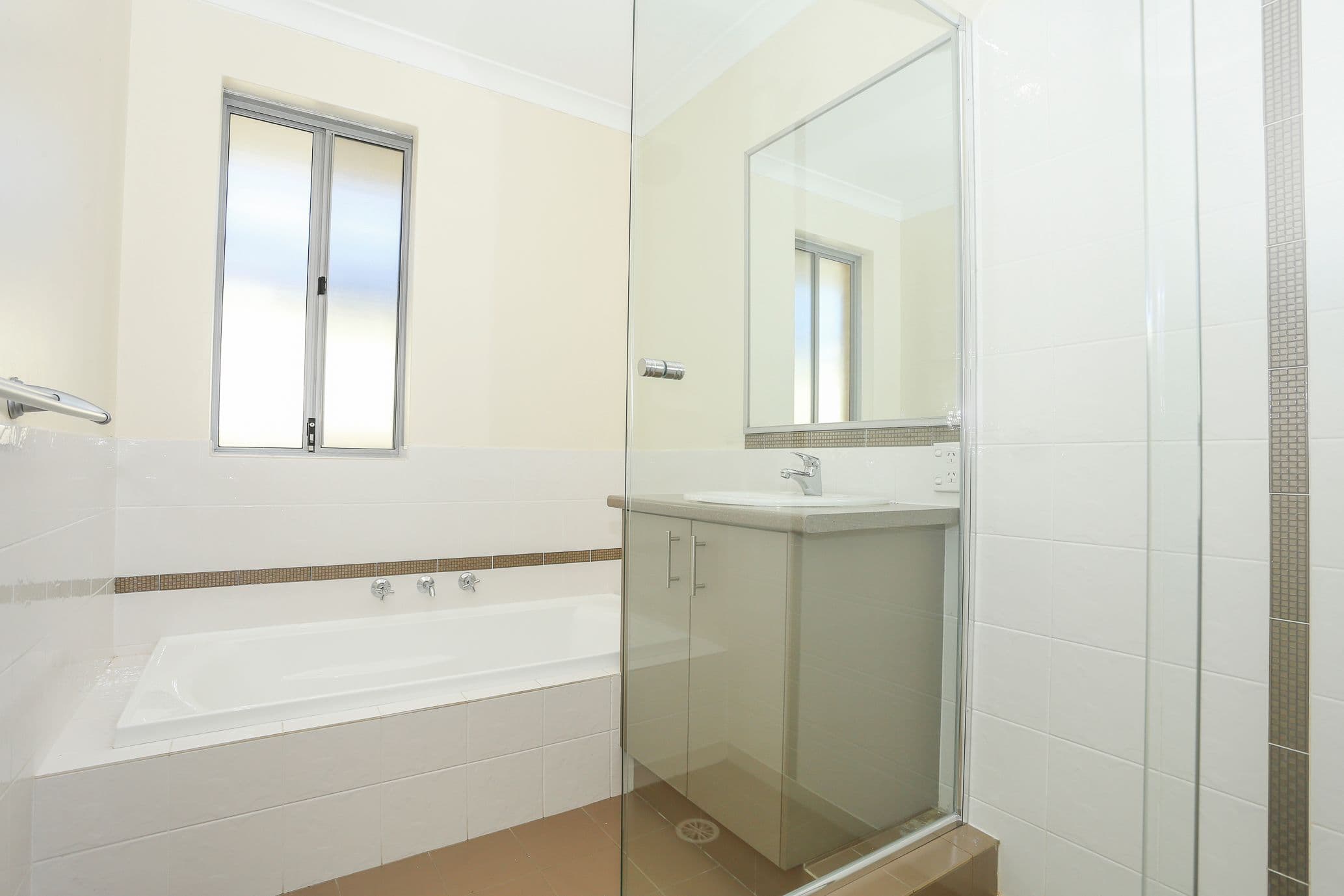 4 Cumquat Way, Forrestfield WA 6058, Forrestfield - Thumbnail 7