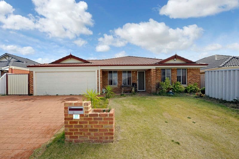 37 Benbecula Loop, PORT KENNEDY WA 6172, Port Kennedy - Image 1