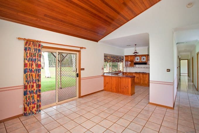 24 Luzula Grove, Byford, WA, 6122, Byford - Thumbnail 3