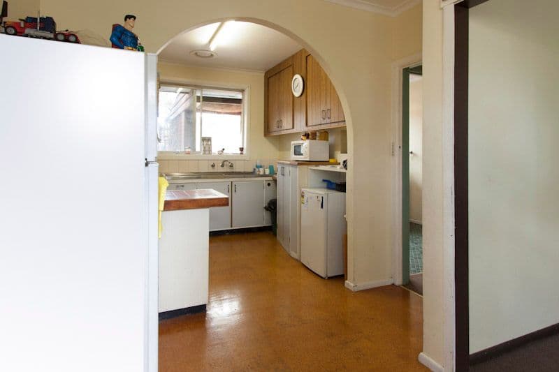 4 Nirringa Avenue, ASPENDALE VIC 3195, Aspendale - Thumbnail 5