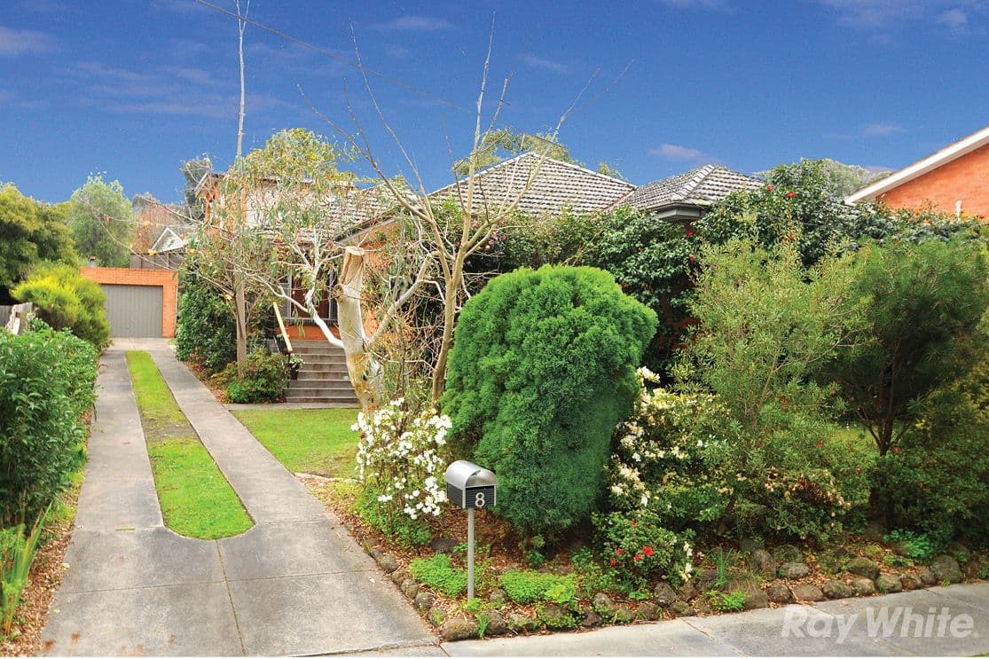 8 Layton Court, GLEN WAVERLEY VIC 3150, Glen Waverley - Image 1