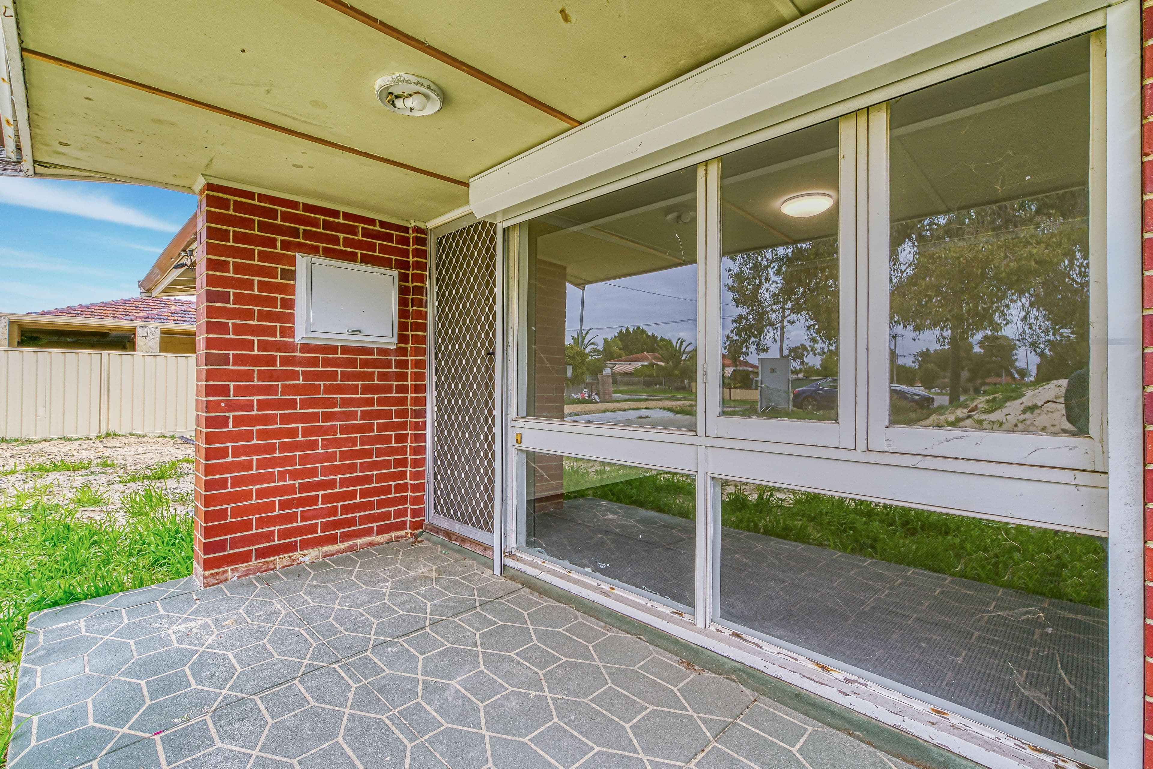 8 Simons Way, Langford WA 6147, Langford - Thumbnail 3
