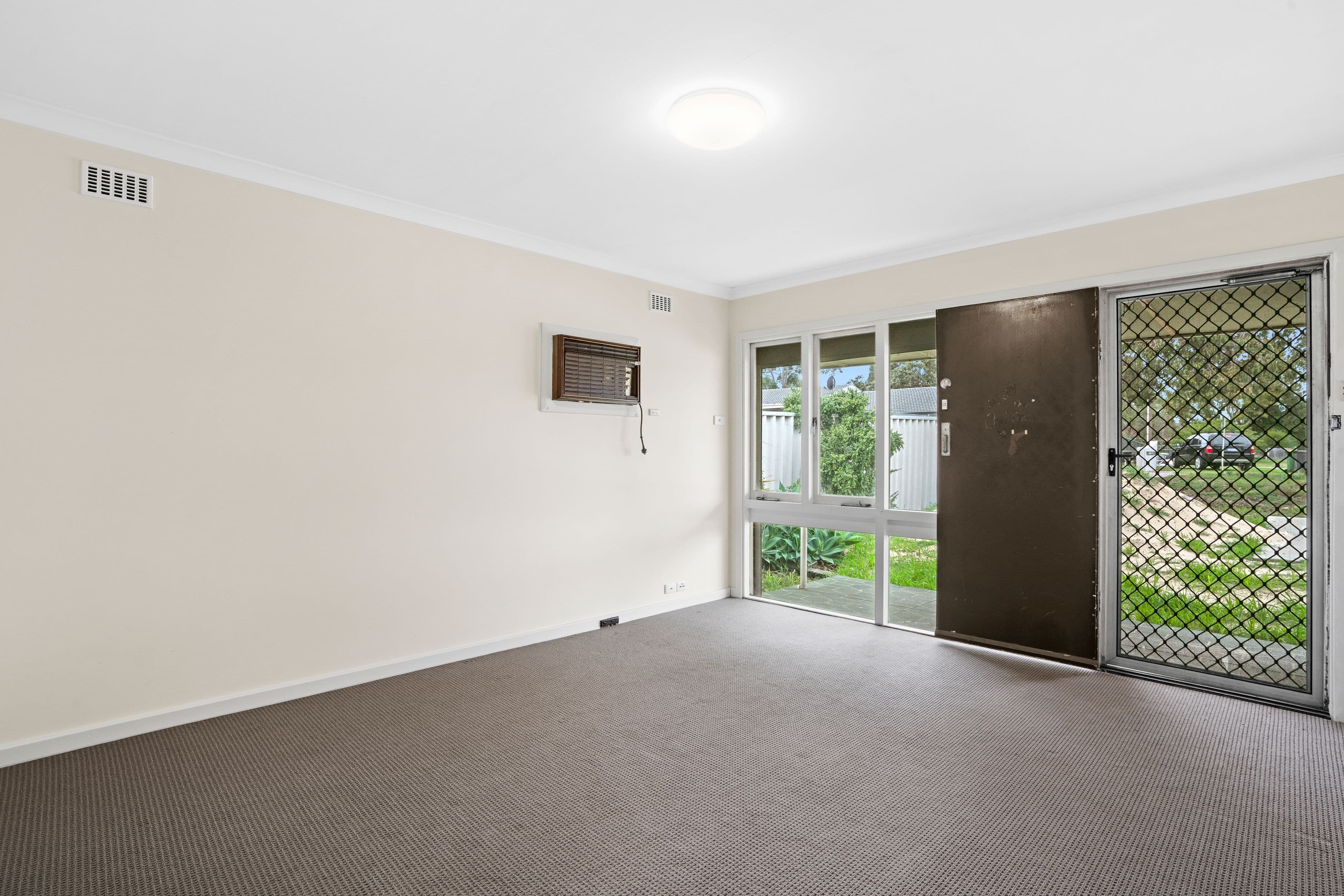 8 Simons Way, Langford WA 6147, Langford - Thumbnail 4