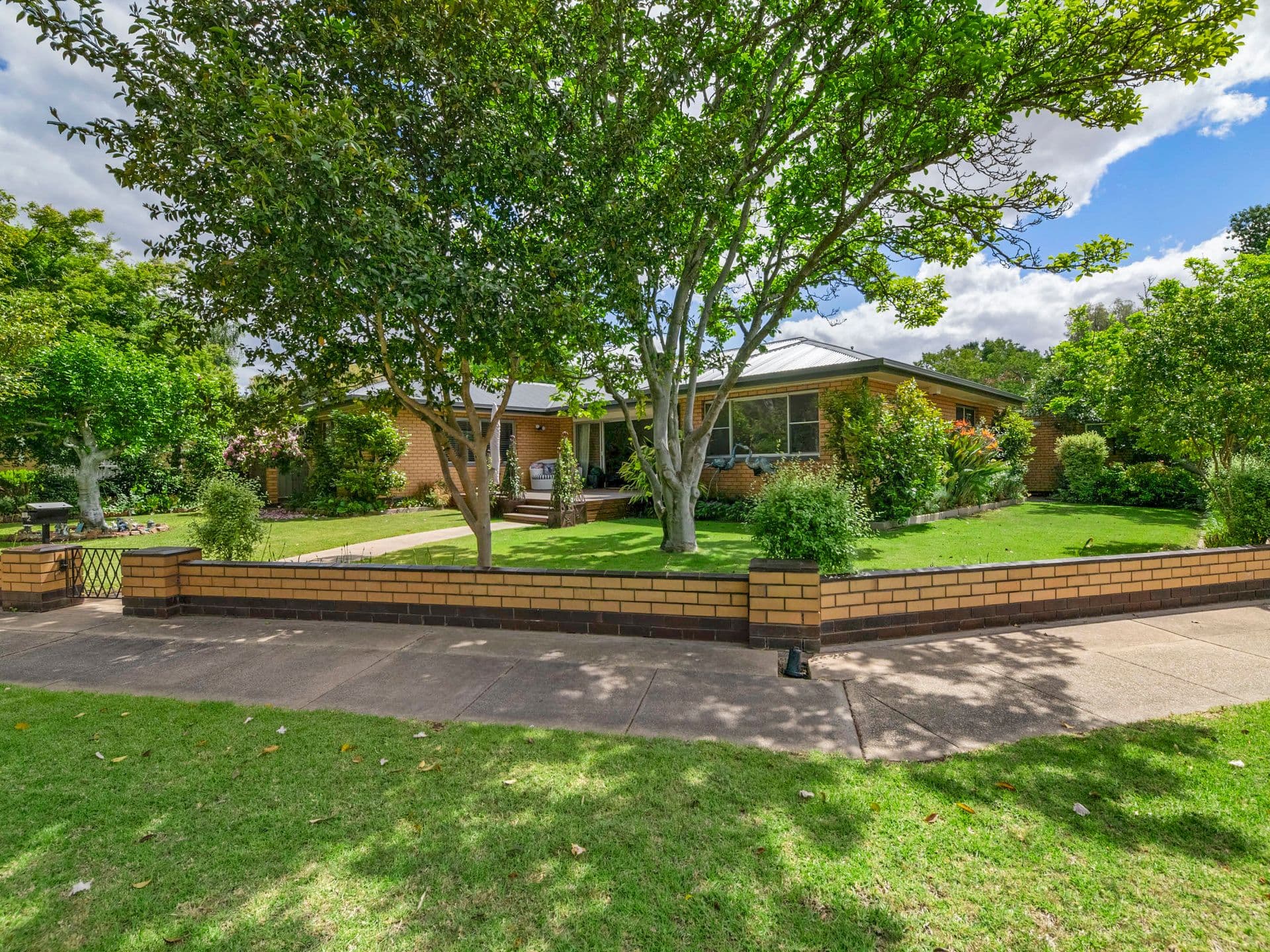 2 Neil Avenue, Benalla VIC 3672, Benalla - Thumbnail 2