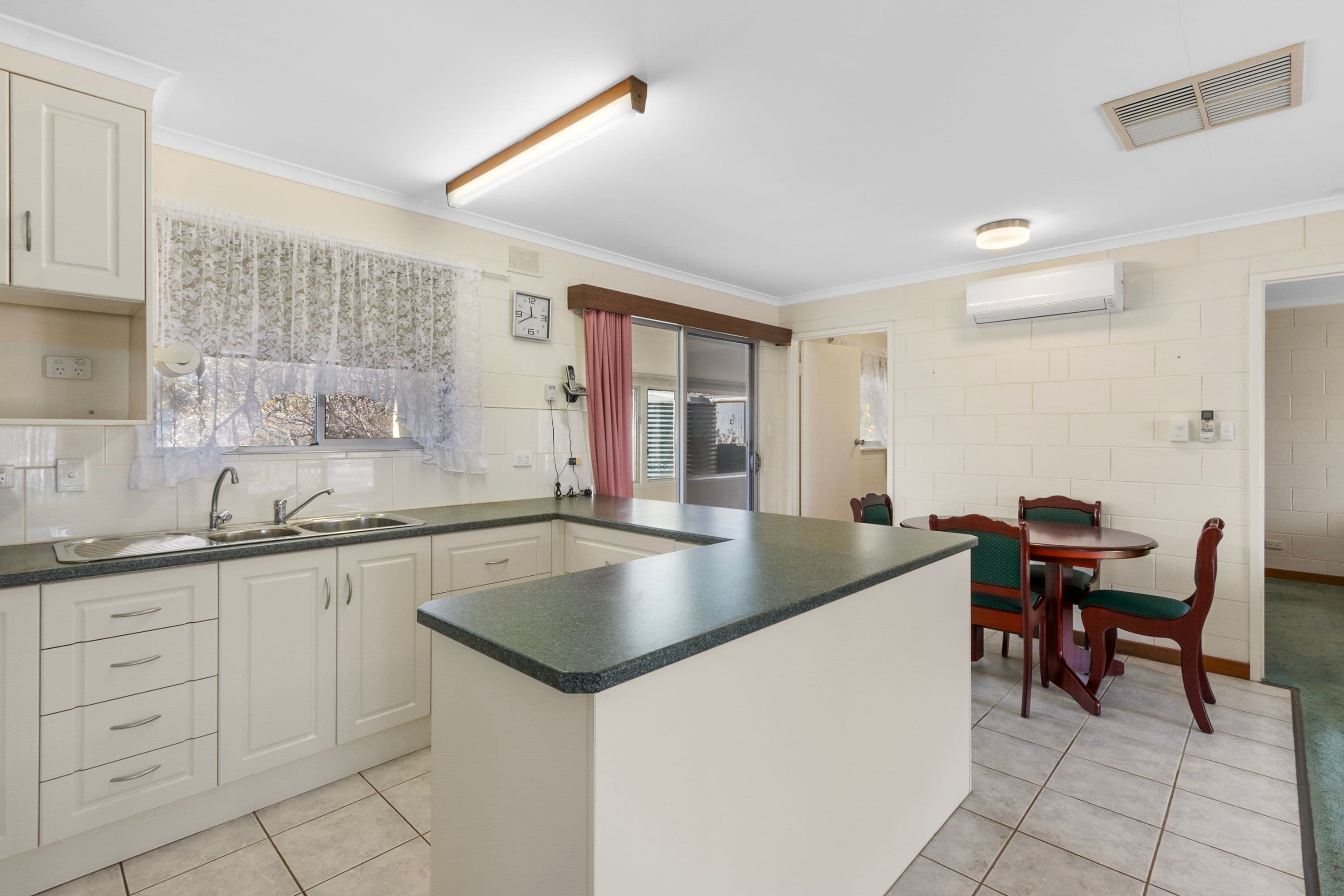 2 Gilbert Street, Coobowie SA 5583, Coobowie - Thumbnail 8