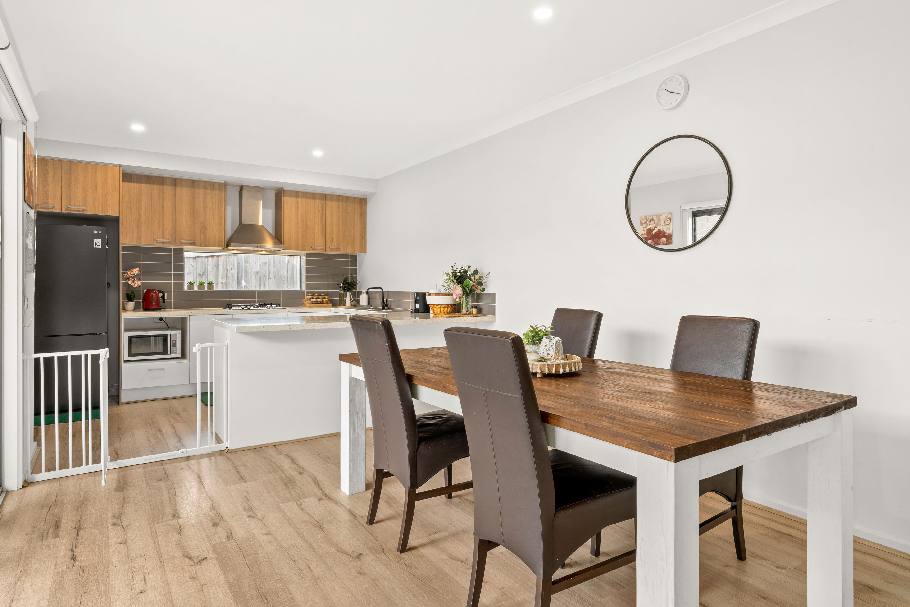 192 Wheelers Park Drive, Cranbourne North VIC 3977, Cranbourne North - Thumbnail 4