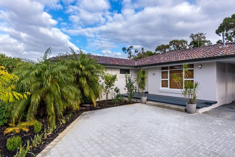 25 Kensington Avenue, DIANELLA WA 6059, Dianella - Thumbnail 2