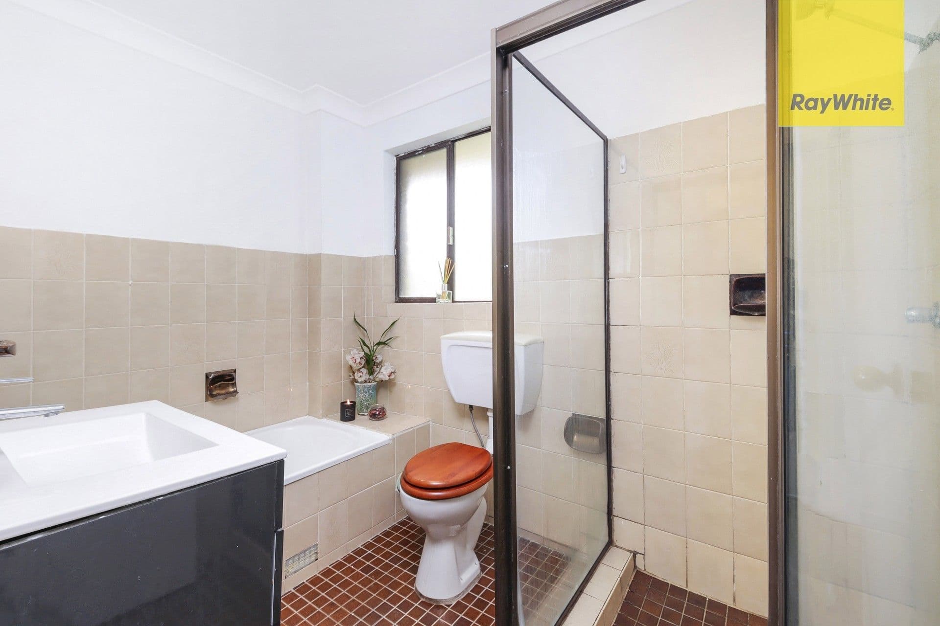 18 Queens Road, Westmead NSW 2145, Westmead - Thumbnail 2