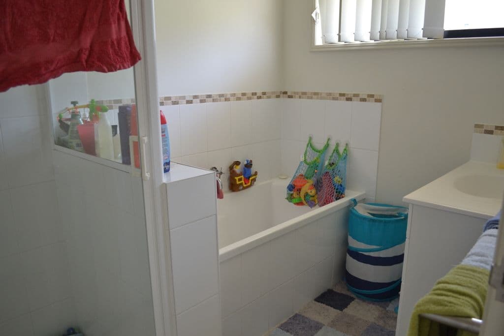 8 Naomi Drive, Taroomball QLD 4703, Taroomball - Thumbnail 5