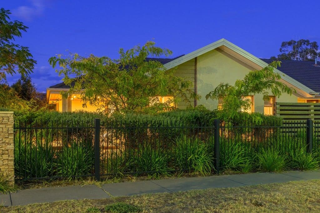 4 Acacia Park Drive, Epsom VIC 3551, Epsom - Image 1