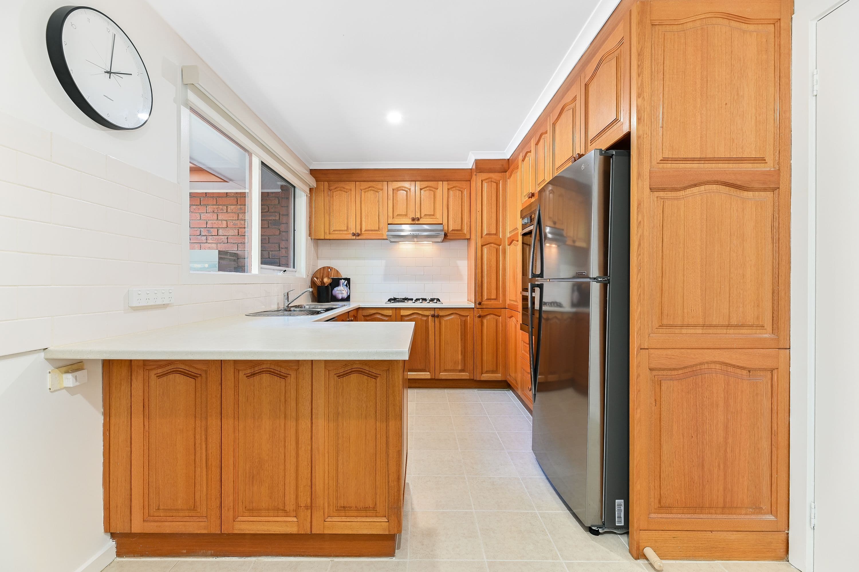 256 Lawrence Road, Mount Waverley VIC 3149, Mount Waverley - Thumbnail 2
