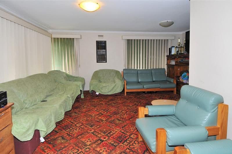 9 Henley, GLADSTONE PARK VIC 3043, Gladstone Park - Thumbnail 2