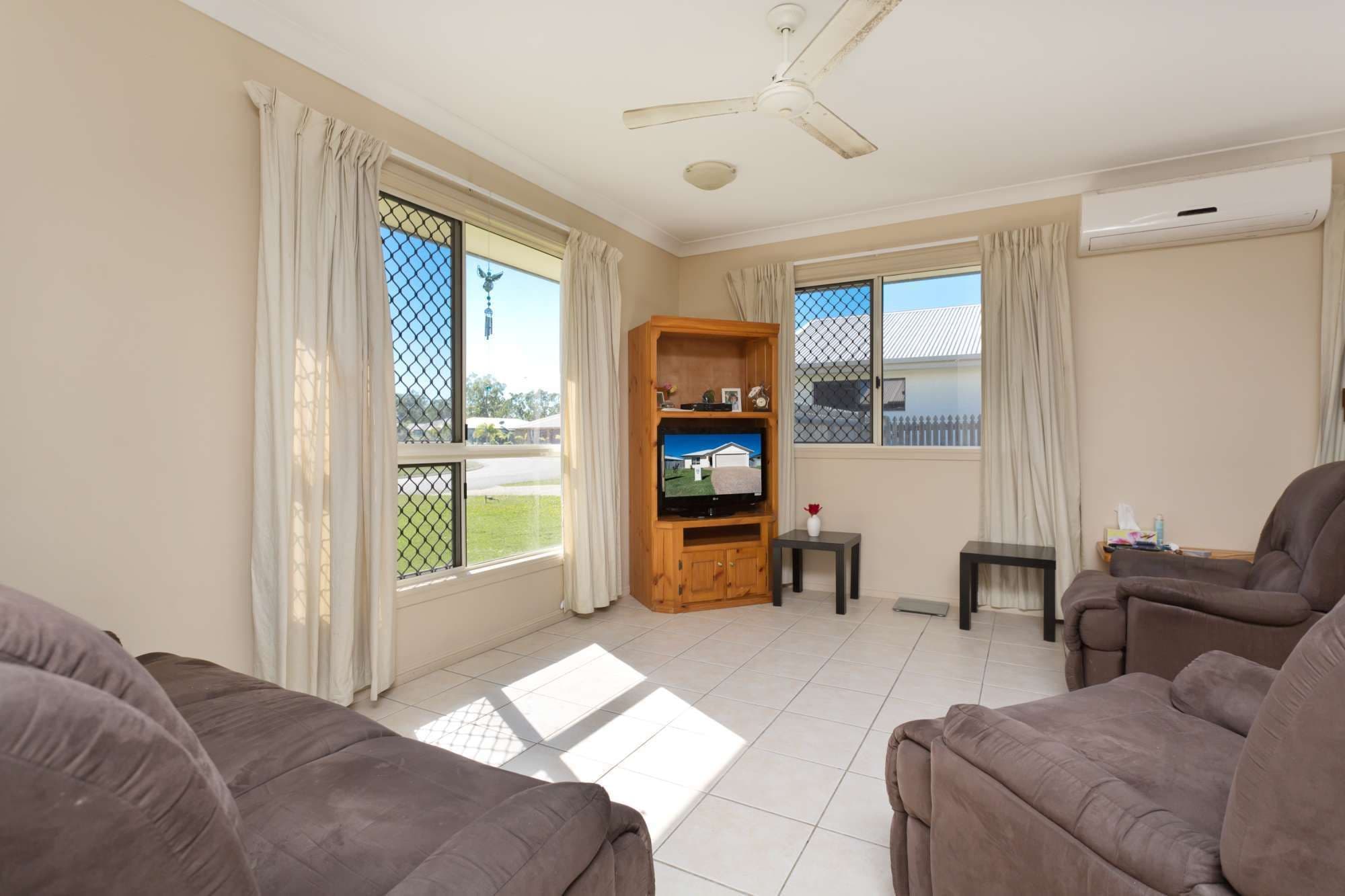 70 Brenton Circuit, DEERAGUN QLD 4818, Deeragun - Thumbnail 6