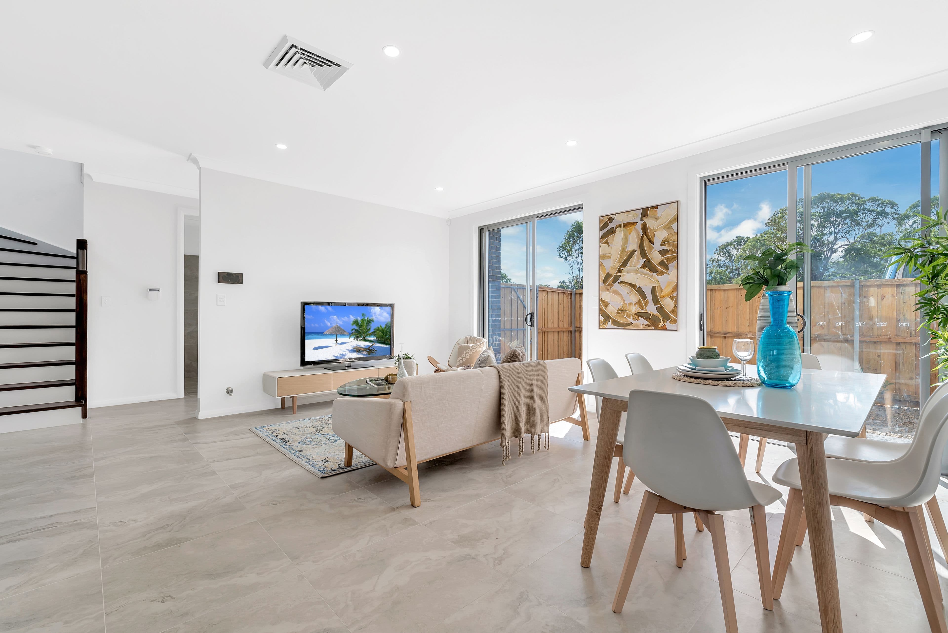 1 Ashbrook Drive, Catherine Field - Thumbnail 2