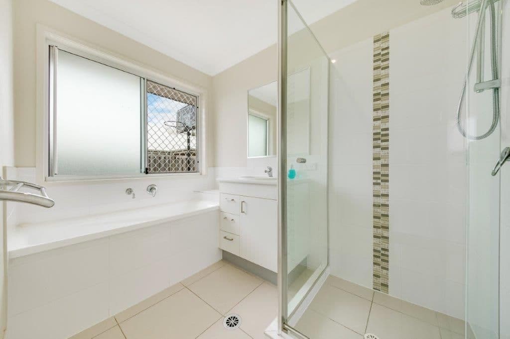 38 Creekview Drive, New Auckland QLD 4680, New Auckland - Thumbnail 6