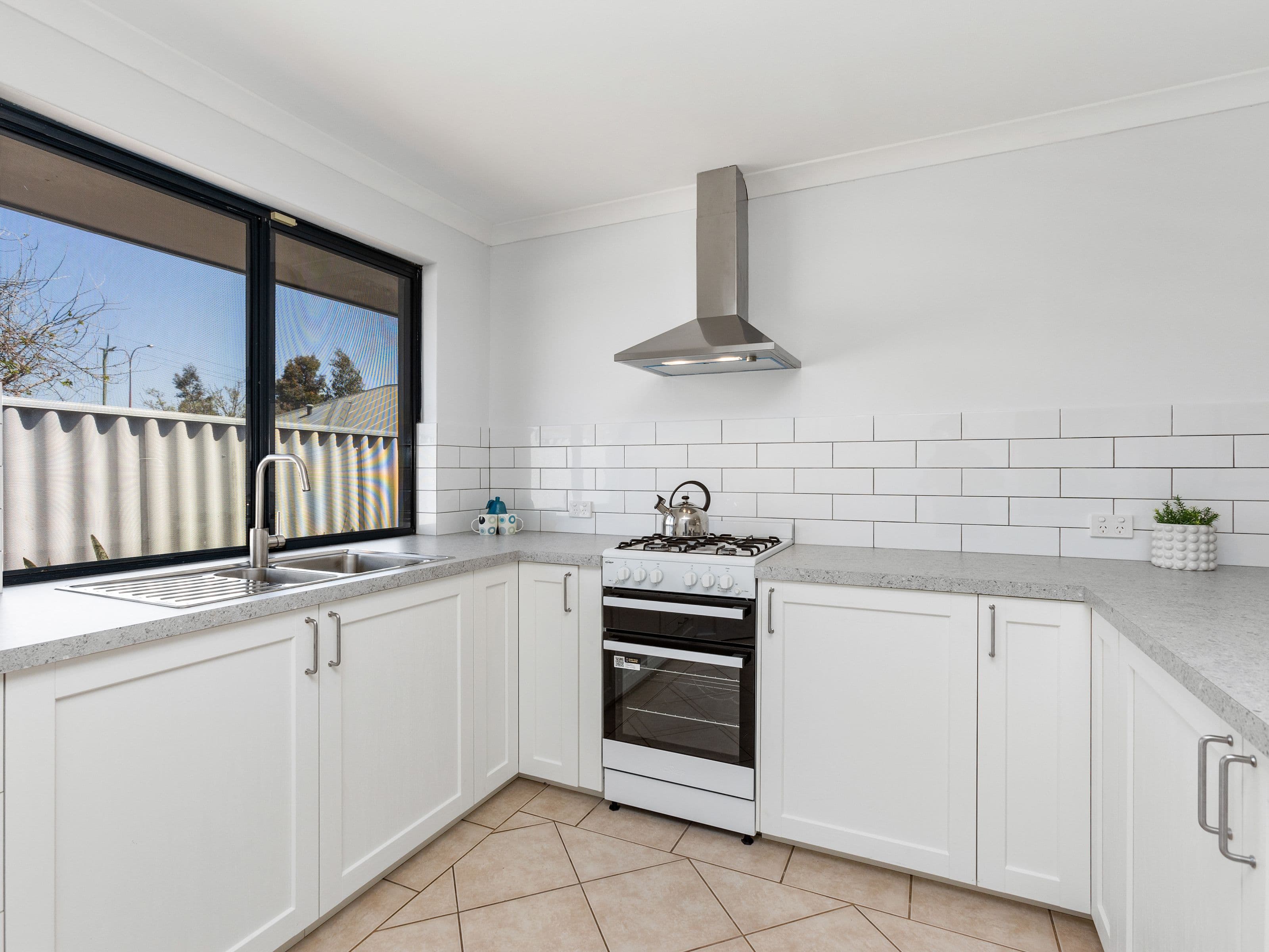 4A Hedley Street, Bentley WA 6102, Bentley - Thumbnail 4
