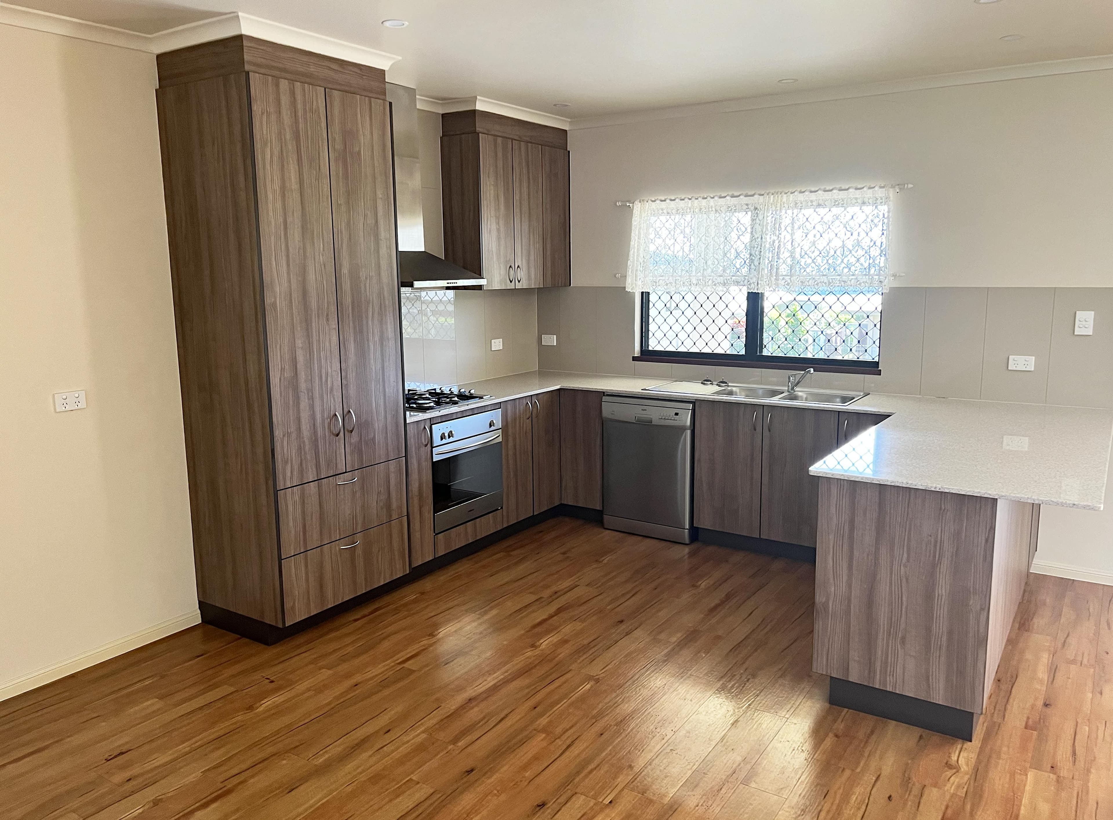 54 Dalziel Avenue, Atherton QLD 4883, Atherton - Thumbnail 4