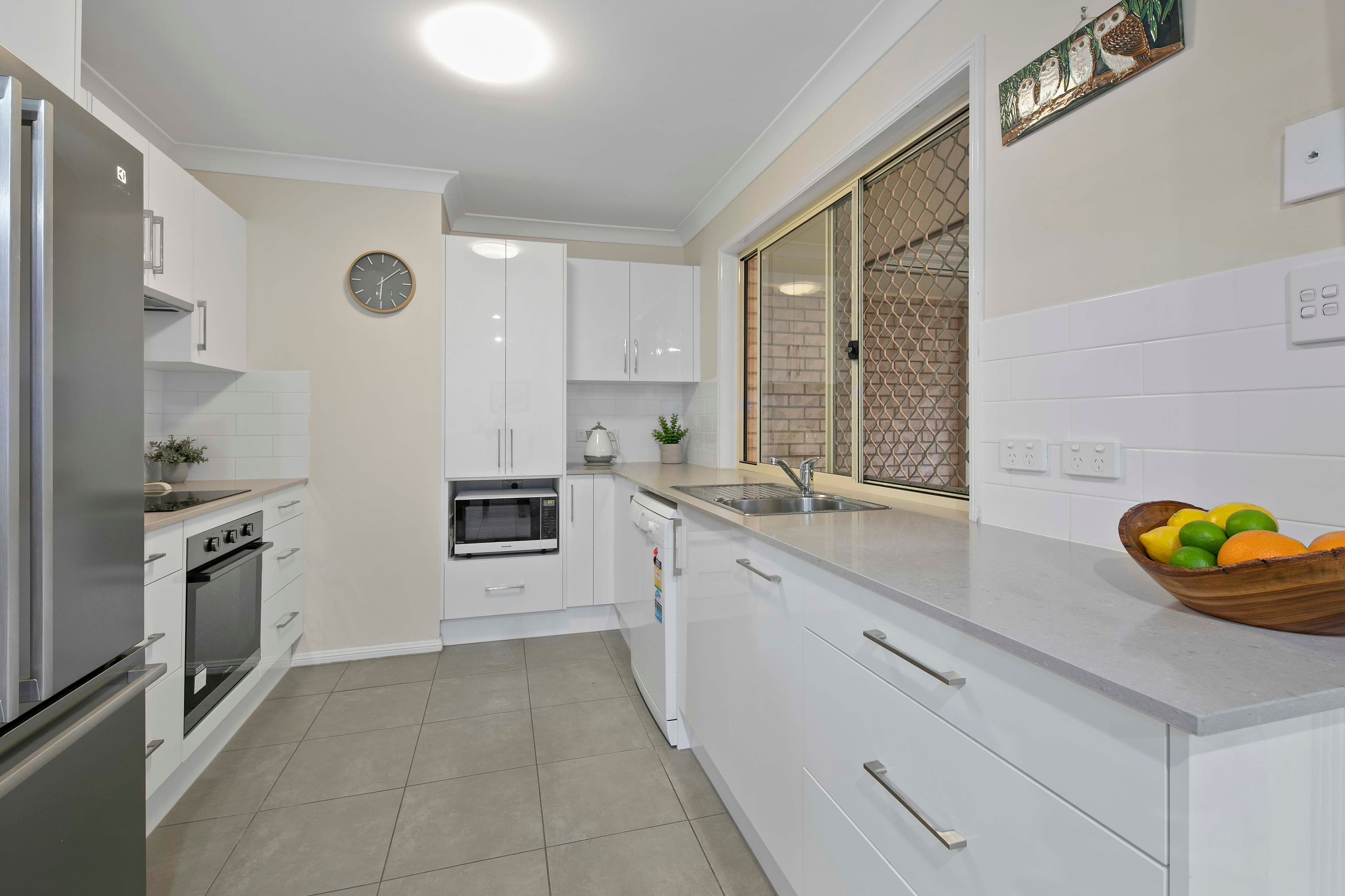 15 Rhonda Place, Oxley QLD 4075, Oxley - Thumbnail 2