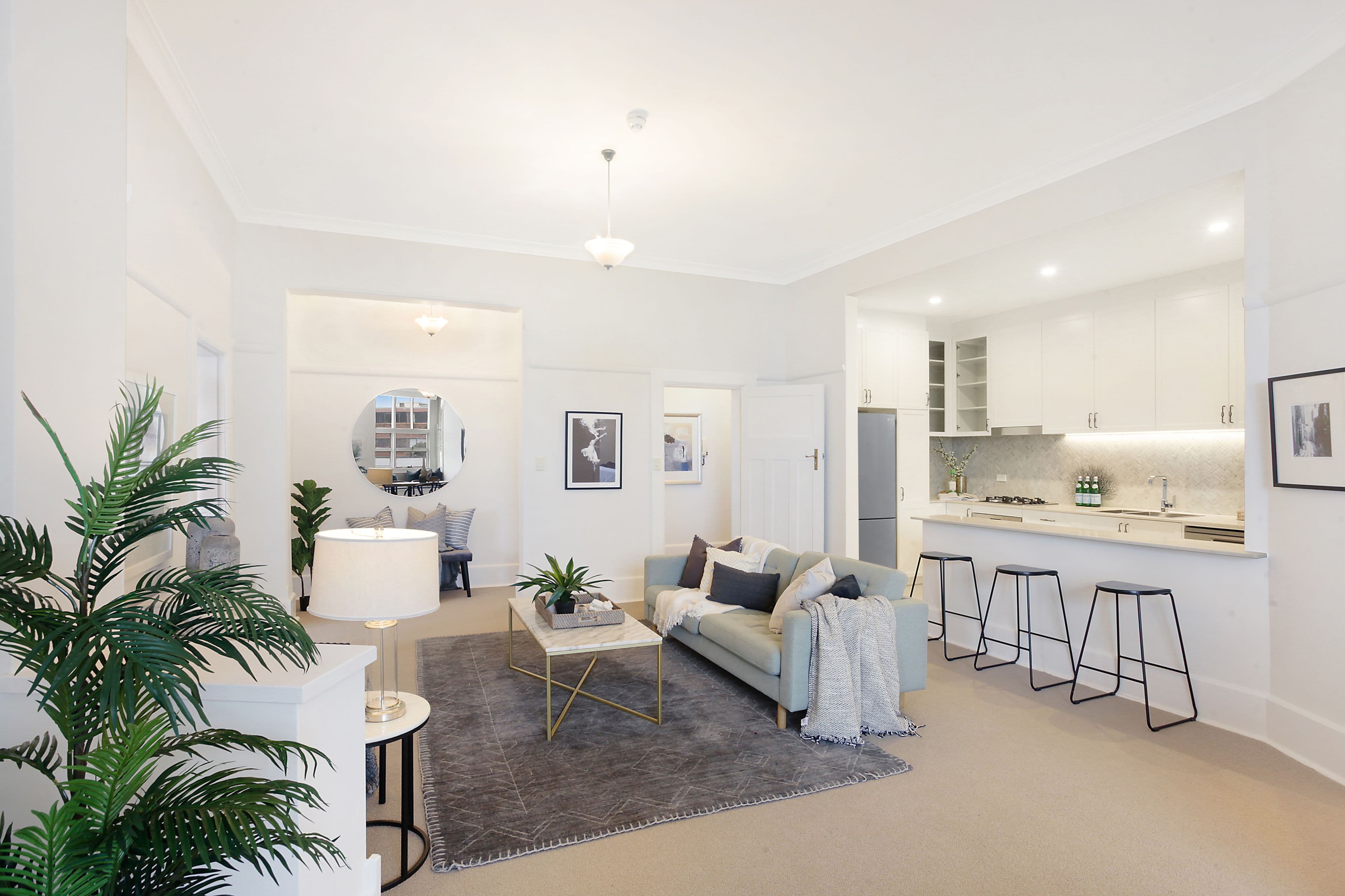 51 Elizabeth Bay Road, Elizabeth Bay NSW 2011, Elizabeth Bay - Thumbnail 2