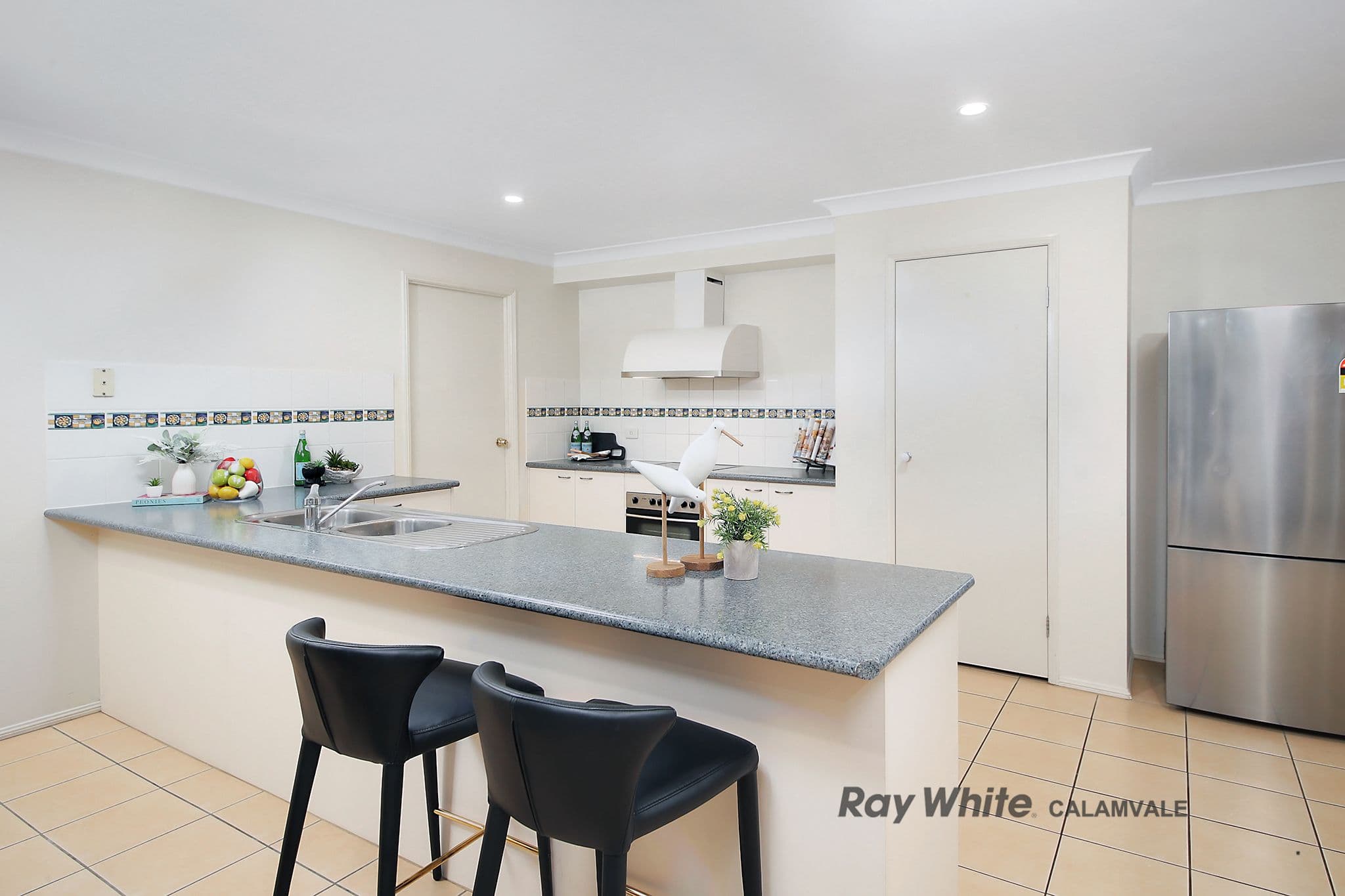 24 Gibraltar Circuit, Parkinson QLD 4115, Parkinson - Thumbnail 5