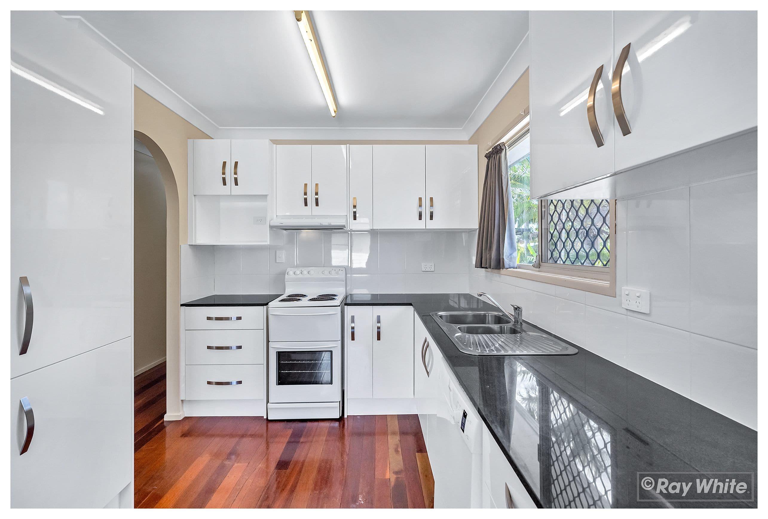 9 Macnevin Street, Norman Gardens QLD 4701, Norman Gardens - Thumbnail 7